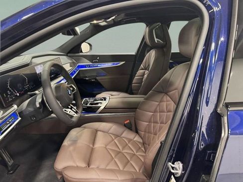 New 2026 BMW 740i xDrive AWD/4WD image 25