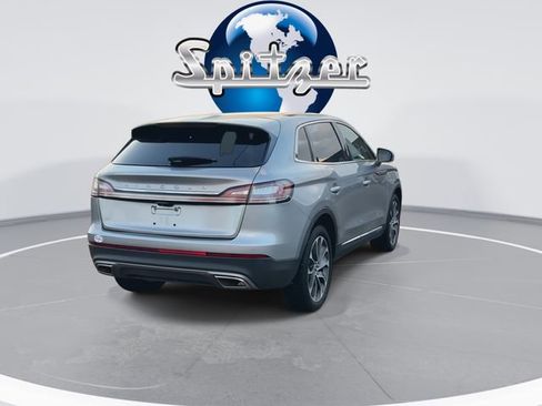 Used 2021 Lincoln Nautilus Reserve image 9