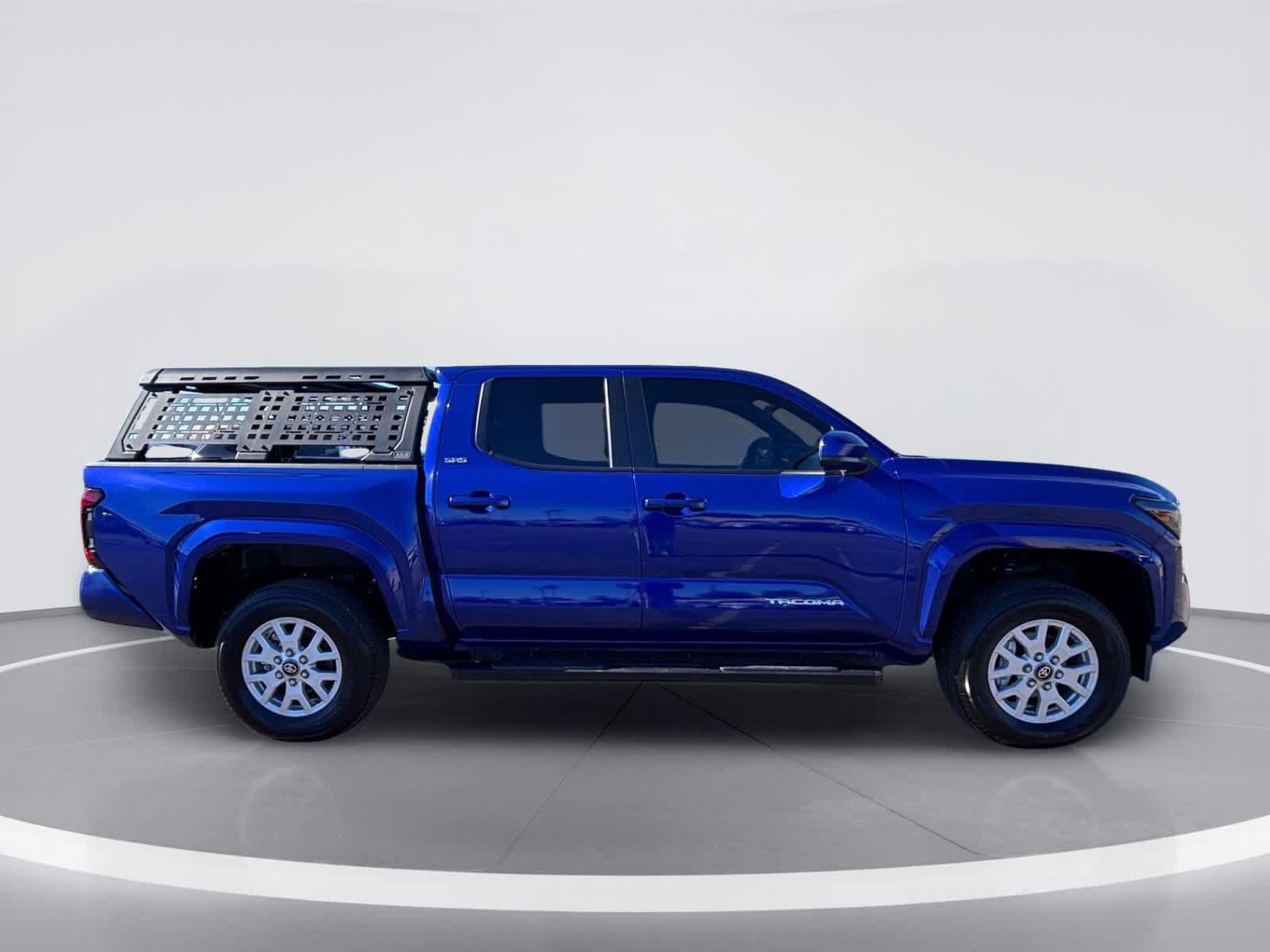 Used 2025 Toyota Tacoma SR5 AWD/4WD image 8