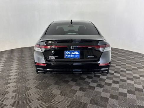 Used 2025 Honda Accord Sport image 7