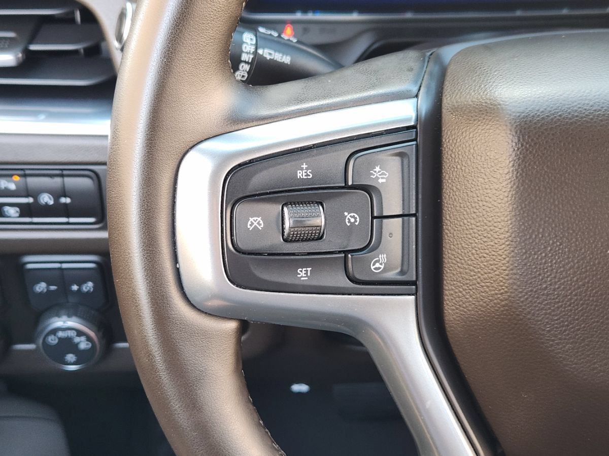 Used 2023 Chevrolet Tahoe LT w/ Luxury Package AWD/4WD image 49