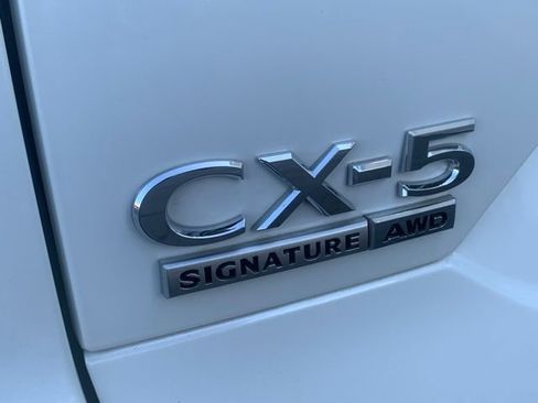 Used 2022 MAZDA CX-5 Signature AWD/4WD image 4