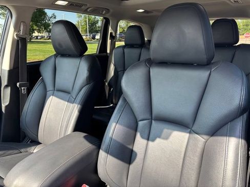 Used 2020 Subaru Ascent Limited w/ Technology Package AWD/4WD image 19