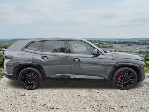 Used 2025 BMW XM AWD/4WD image 13