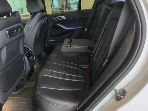 Used 2019 BMW X5 xDrive40i w/ Convenience Package image 36