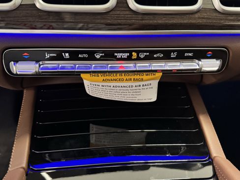 Used 2026 Mercedes-Benz GLE 450 4MATIC image 13