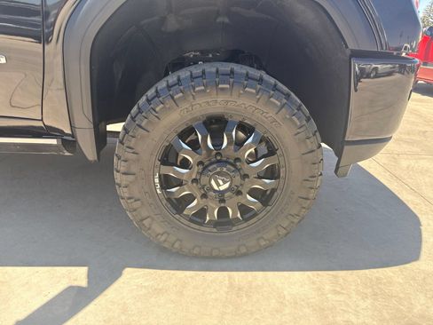 Used 2021 GMC Sierra 3500 Denali w/ Denali Ultimate Package AWD/4WD image 20