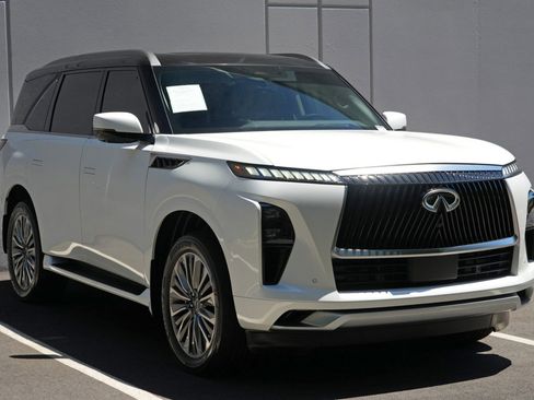 Used 2025 INFINITI QX80 Sensory w/ Premium Cargo Package AWD/4WD image 62