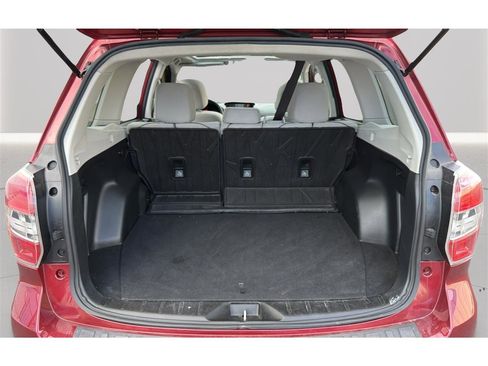 Used 2015 Subaru Forester 2.5i Premium w/ Popular Package #2 AWD/4WD image 32
