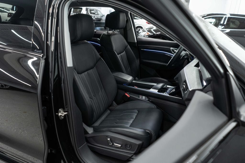 Used 2024 Audi Q8 e-tron Prestige w/ Prestige Package AWD/4WD image 11