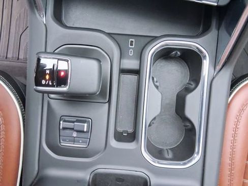 Used 2024 GMC Sierra 1500 Denali Ultimate image 18