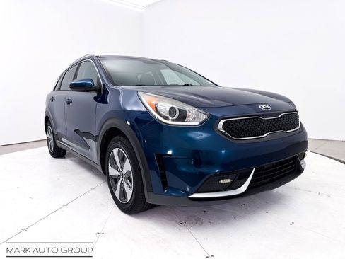 Used 2017 Kia Niro LX FWD image 1