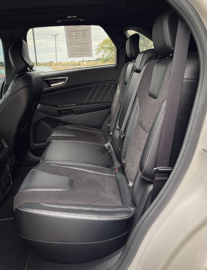 Used 2019 Ford Edge ST w/ Equipment Group 401A AWD/4WD image 25