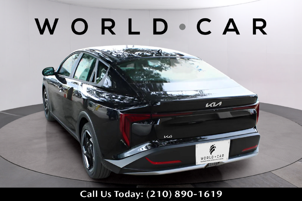 Used 2025 Kia K4 EX FWD image 4
