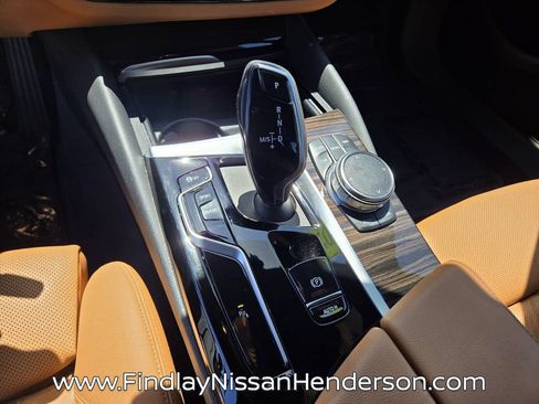 Used 2023 BMW 540i w/ Convenience Package RWD image 29