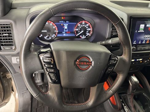 Used 2024 Nissan Frontier Pro-X image 19