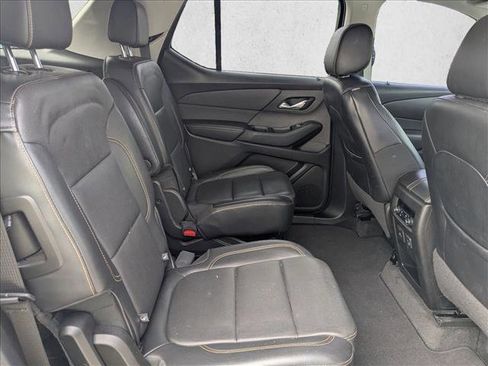 Used 2019 Chevrolet Traverse Premier FWD image 16