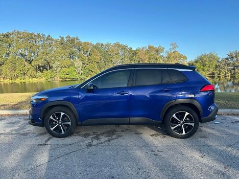 Certified 2025 Toyota Corolla Cross XSE w/ Convenience Package image 2