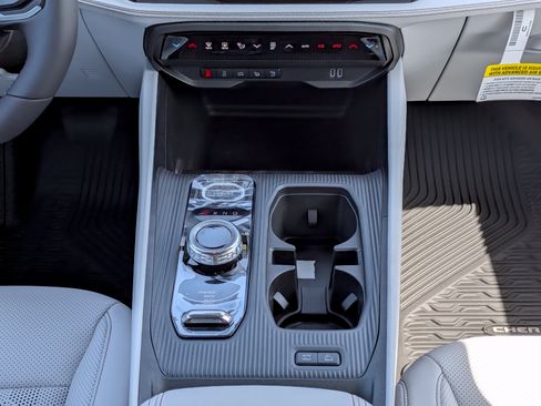 New 2026 Jeep Cherokee Overland AWD/4WD image 17