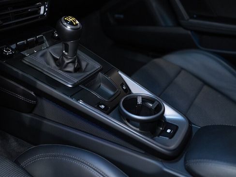 Used 2022 Porsche 911 GT3 RWD image 18