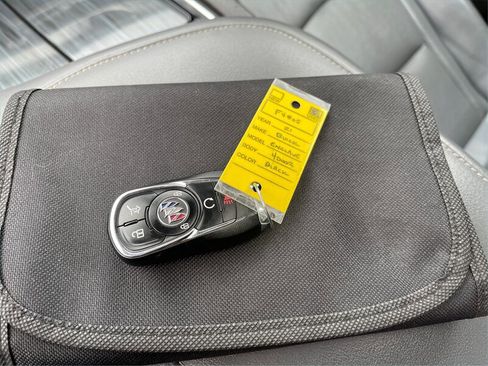 Used 2021 Buick Enclave Premium w/ Sun and Sites Package FWD image 28