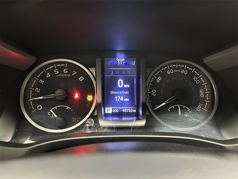 Used 2020 Toyota Tacoma SR5 image 16