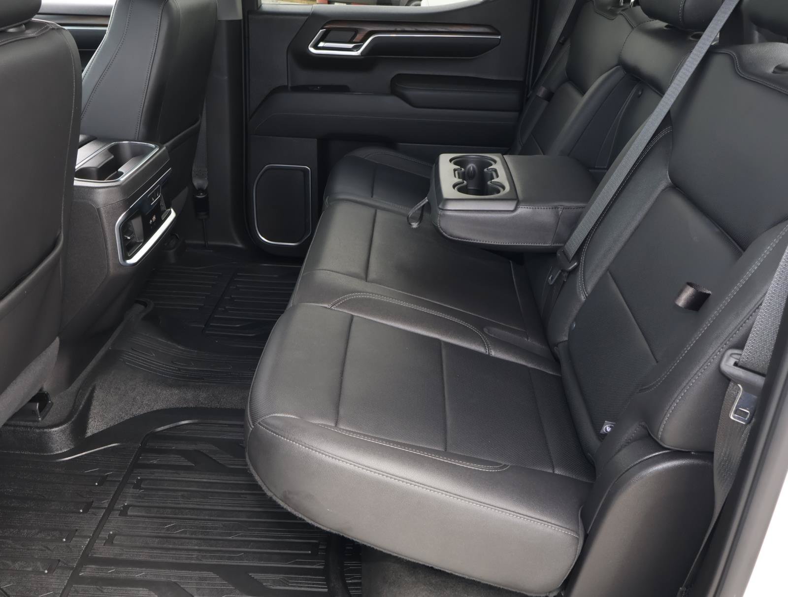 Used 2022 GMC Sierra 1500 SLT RWD image 22