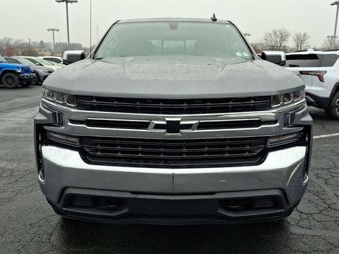 Used 2022 Chevrolet Silverado 1500 LT image 2