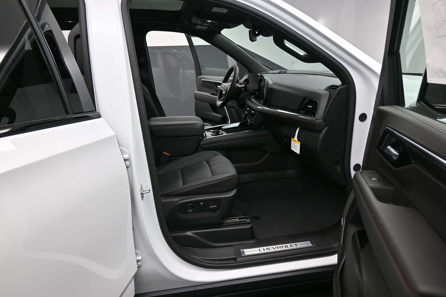 New 2026 Chevrolet Tahoe RST w/ RST Capability Package AWD/4WD image 28