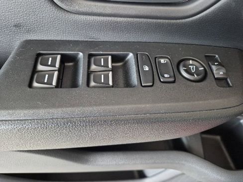 Certified 2025 Honda Pilot EX-L image 17