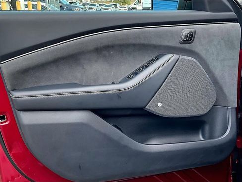 Used 2025 Ford Mustang Mach-E GT image 28