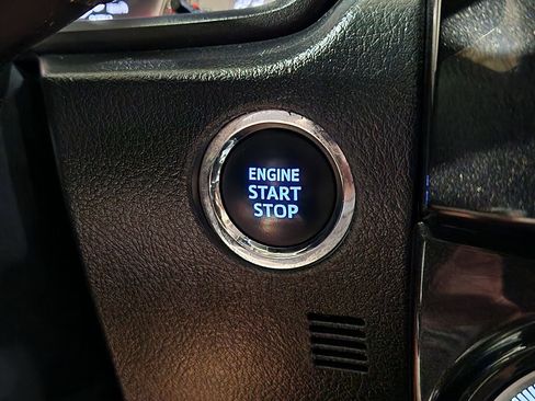 Used 2021 Toyota 4Runner Nightshade image 42