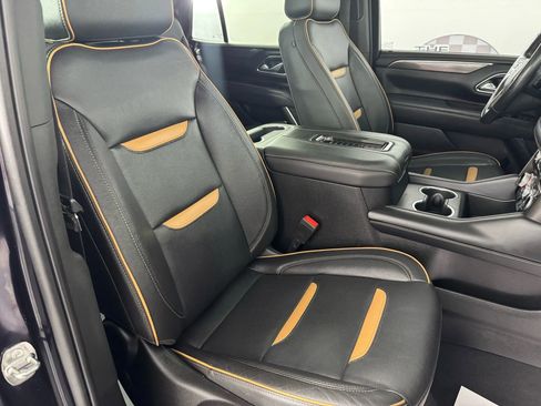 Used 2022 GMC Yukon AT4 image 37