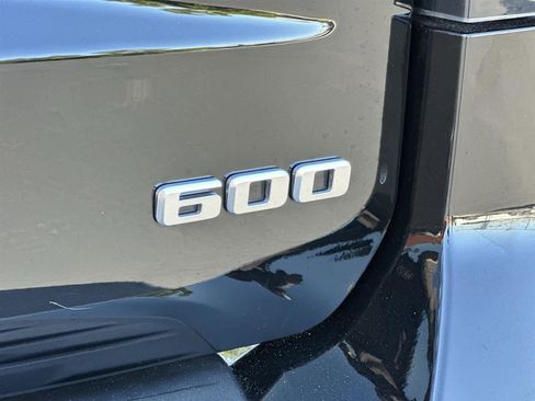 Used 2023 Cadillac Escalade ESV Premium Luxury image 7