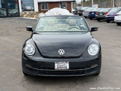 Used 2014 Volkswagen Beetle TDI image 32