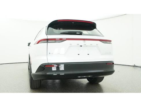 New 2026 Toyota Crown Signia AWD/4WD image 29