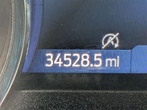 Used 2024 Ford Expedition Limited image 16