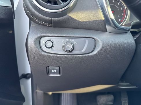 Used 2025 Chevrolet Blazer LT image 20