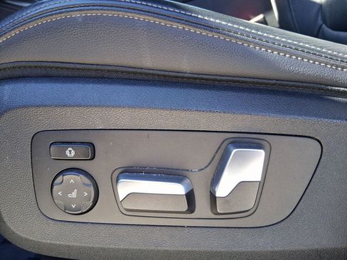 Used 2019 BMW X5 xDrive40i w/ Convenience Package image 13