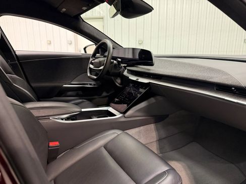 Used 2024 Lucid Air Pure image 14