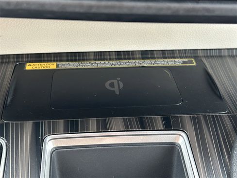 Used 2021 Toyota Sienna Platinum image 40