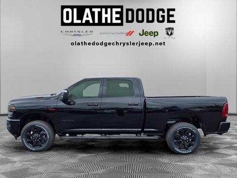 New 2026 RAM 2500 Big Horn AWD/4WD image 18