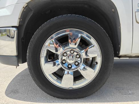 Used 2009 GMC Sierra 1500 SLE w/ Regional Value Package RWD image 17