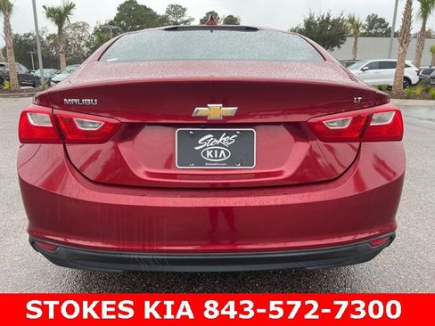 Used 2017 Chevrolet Malibu LT image 6
