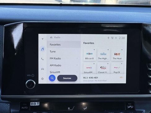 Certified 2025 Toyota Camry SE image 3