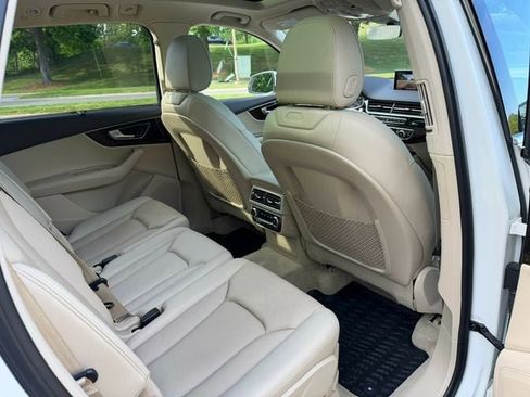 Used 2017 Audi Q7 2.0T Premium Plus image 31