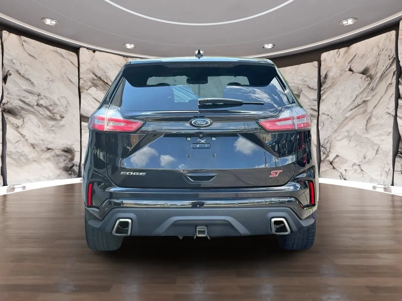 Used 2019 Ford Edge ST w/ Convenience Package AWD/4WD image 6