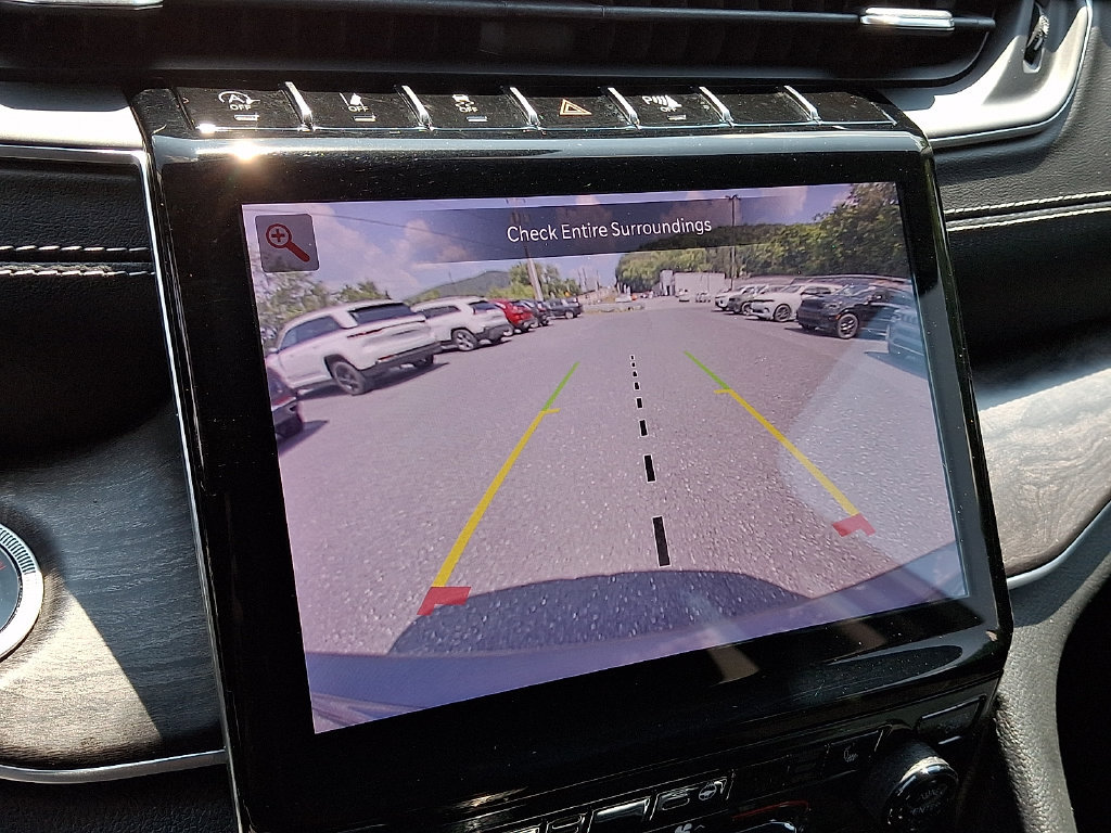 Used 2022 Jeep Grand Cherokee Limited AWD/4WD image 4