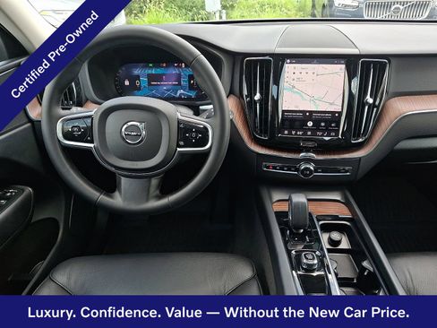 Certified 2023 Volvo XC60 B5 Plus w/ Climate Package AWD/4WD image 13