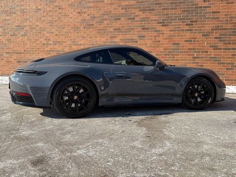 Certified 2025 Porsche 911 Carrera image 7